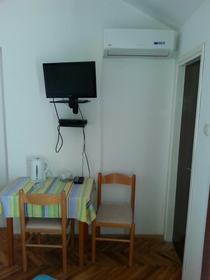 Guesthouse Lidija 쿠클리차 외부 사진